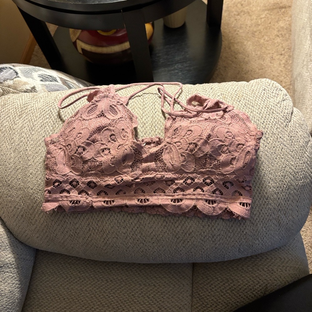Zenana Outfitters Pink Lace Bralette